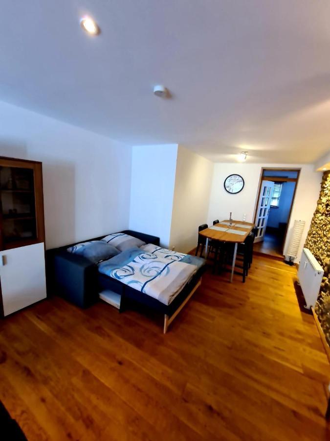 Апартаменти Designer Unterkunft In 15. Jahrhundert Altbau 75 M² Fuer Max. 4 Personen Eltville am Rhein Екстер'єр фото